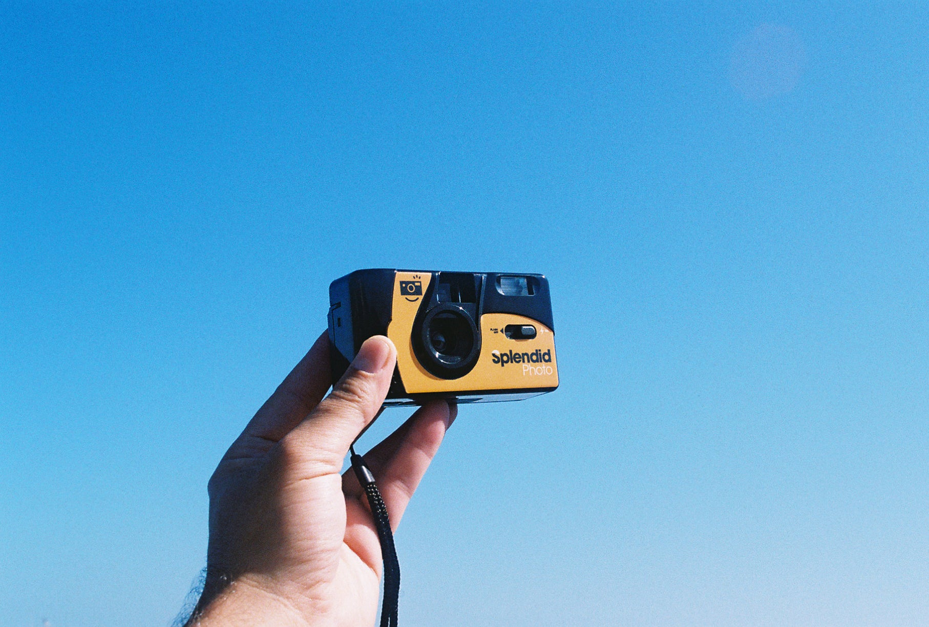 'Happy Camera' re-usable Camera w/ Splendid SPL400– splendid.nz
